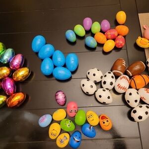 Assorted Holiday Plastic Egg Set - Multicolor